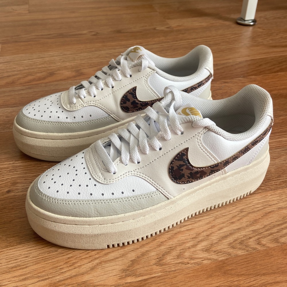 Nike Platform Sneakers | Size 8